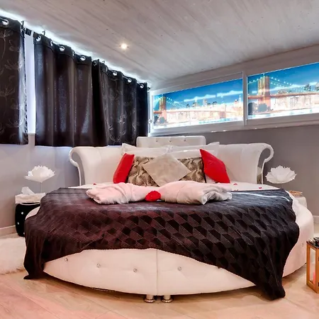 Brooklyn Jacuzzi Apartment Vichy